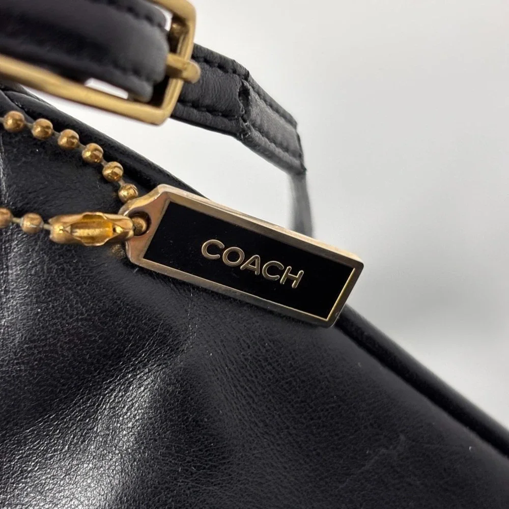 Vintage Coach Ashton Slim Purse Black Leather Shoulder Metal Hang Tag 8165